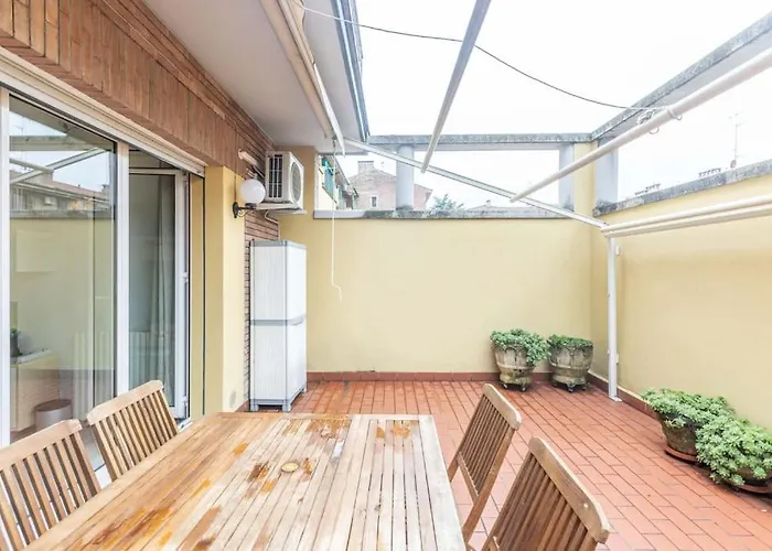 아파트 Tiarini 14 *